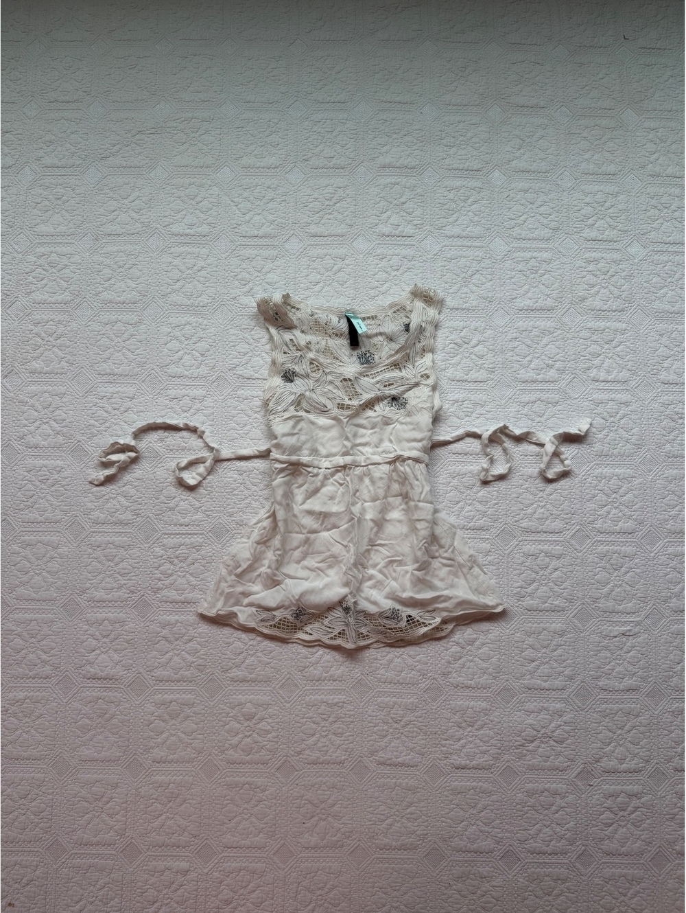 Y2K babydoll jaloux Women's White Lace Detail tank Top with Waist Tie, Size XS